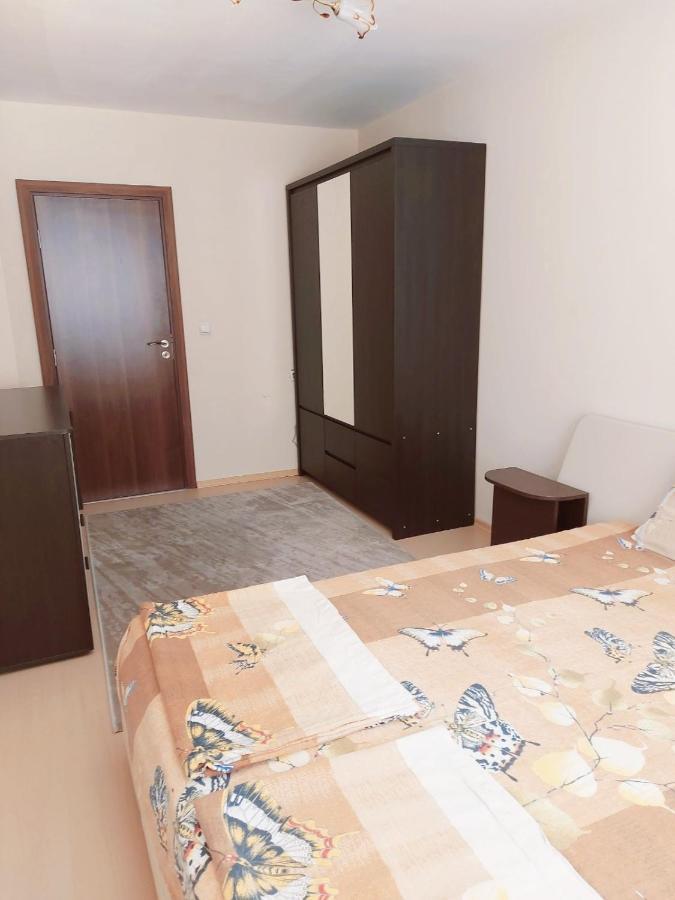 Modern Apartment In بورغاس المظهر الخارجي الصورة